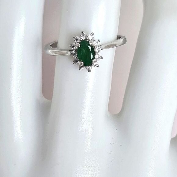925 Sterling Silver Ring with Natural Oval Emerald 3.5x6mm & CZ - Picture 9 of 12